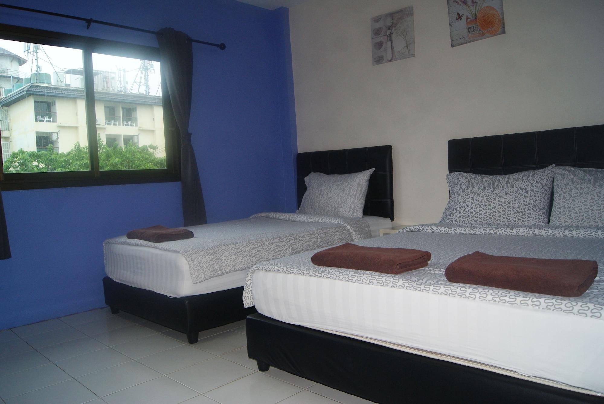 Pineapple Guesthouse Karon Luaran gambar