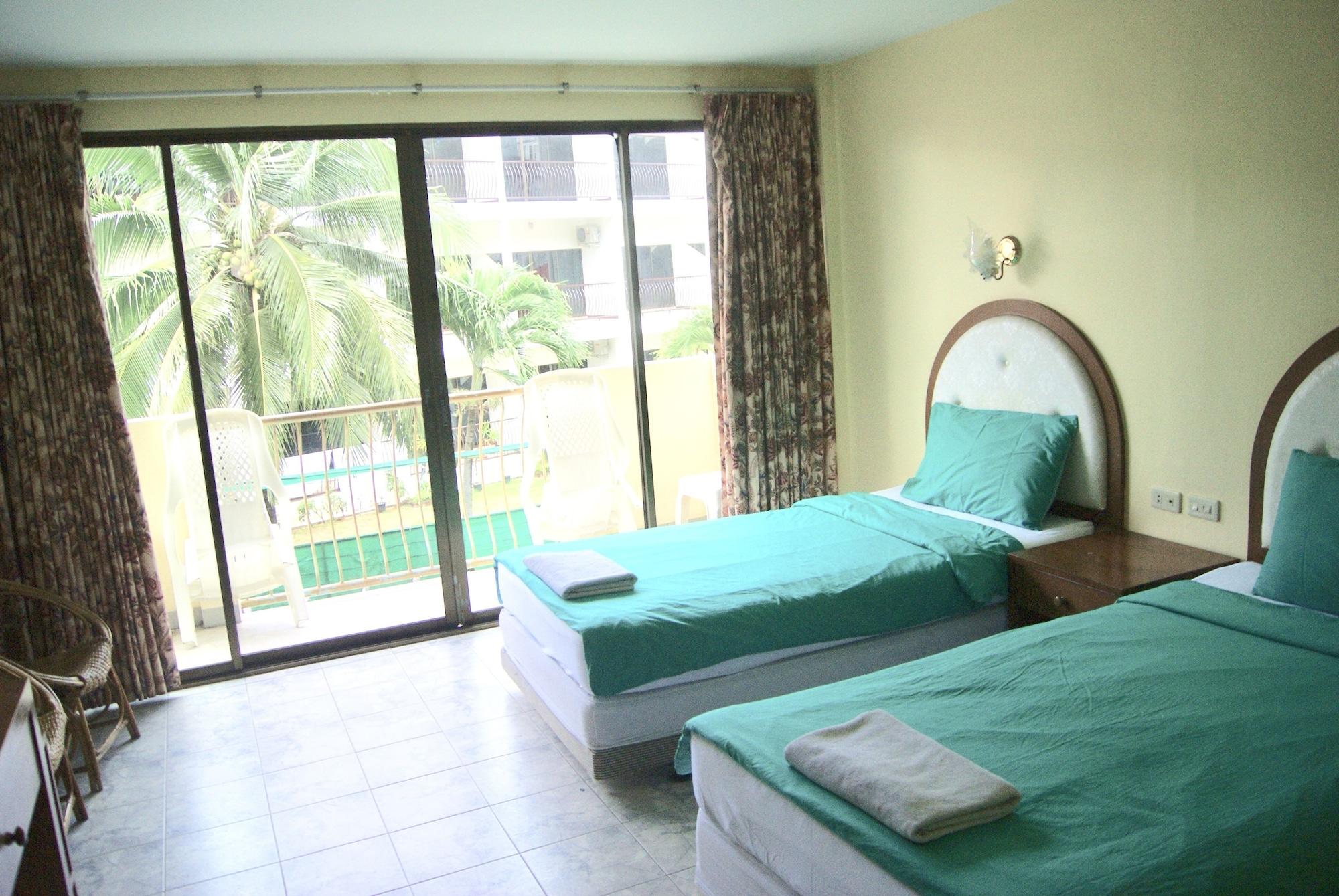 Pineapple Guesthouse Karon Luaran gambar