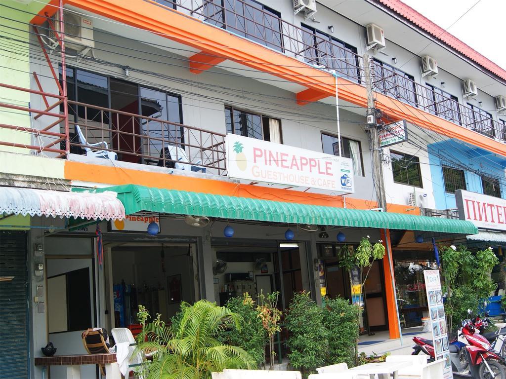 Pineapple Guesthouse Karon Luaran gambar