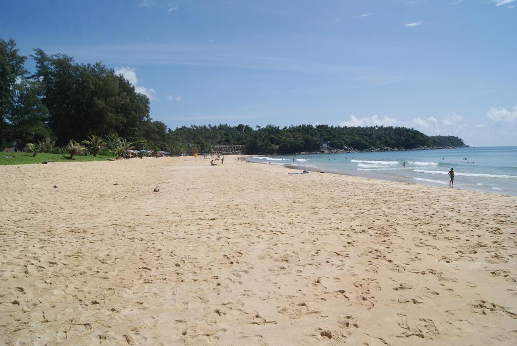 Pineapple Guesthouse Karon Luaran gambar